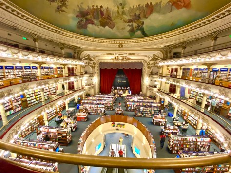 El Ateneo.jpg